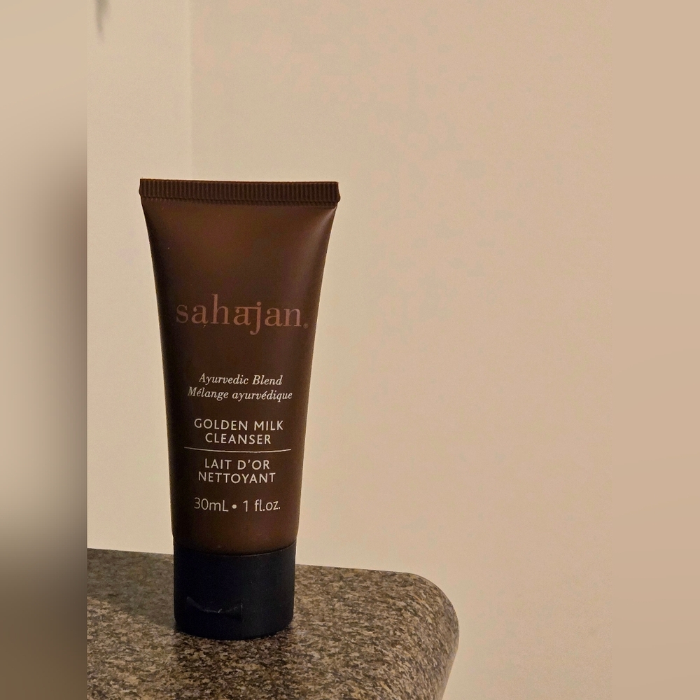 [🌻Free Gift w/ $20 Purchase] Sahajan Golden Milk Cleanser